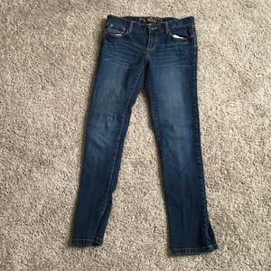 Skinny stretchy jeans